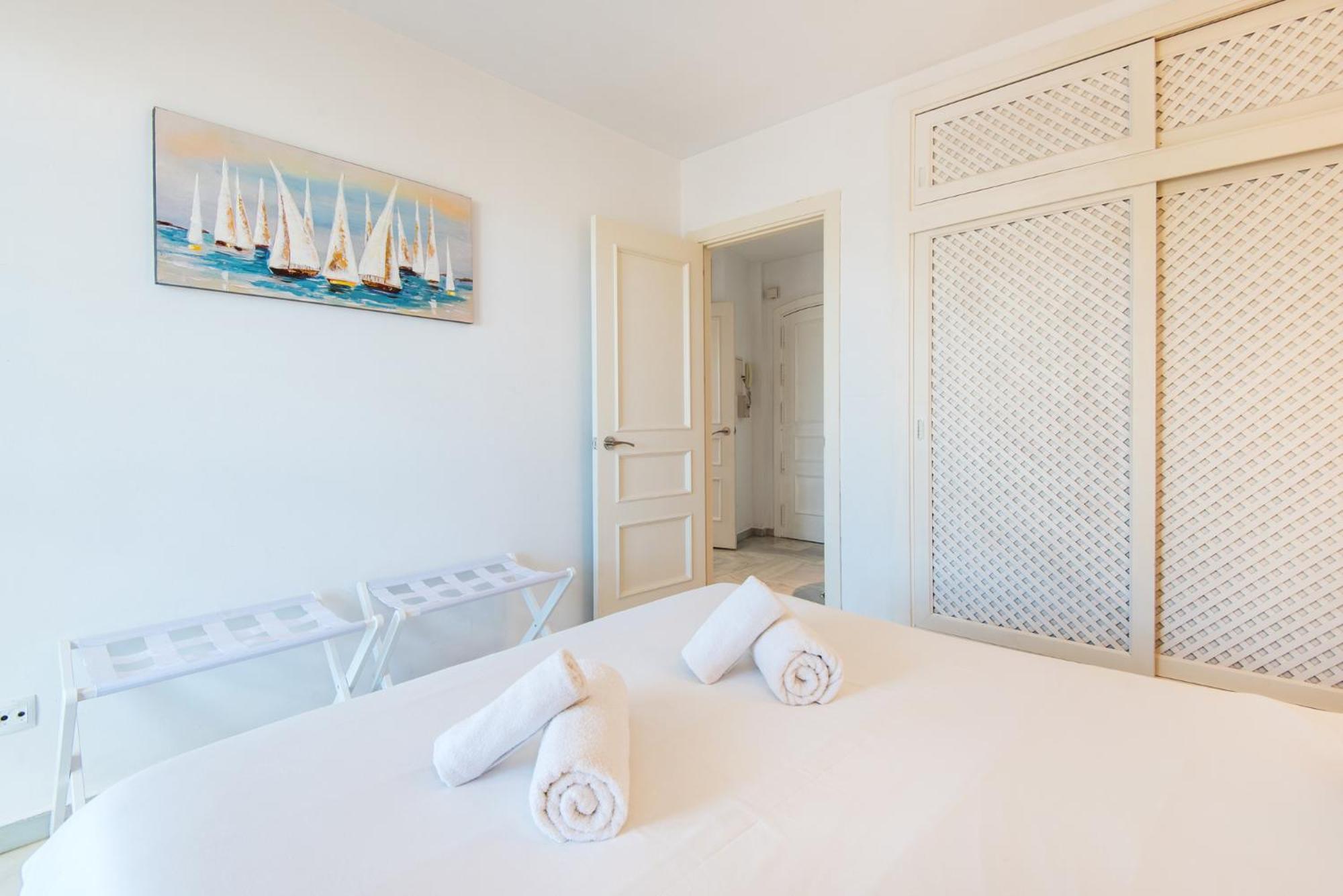 Apartmento En La Pequena Venecia, Puerto Marina Benalmadena Bagian luar foto